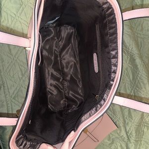 Brand new purse and hand wallet set